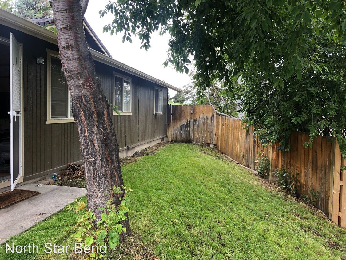 Primary Photo - 3 br, 2 bath House - 1923 SW 33rd St