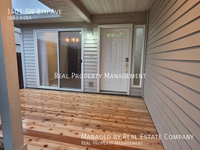 Photo - 1401 SW 8th Ave House