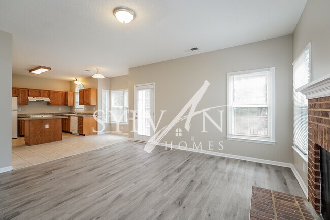 Foto del edificio - Prepare to be impressed by this 4 bedroom,...