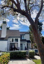 Building Photo - 27 Briarglen