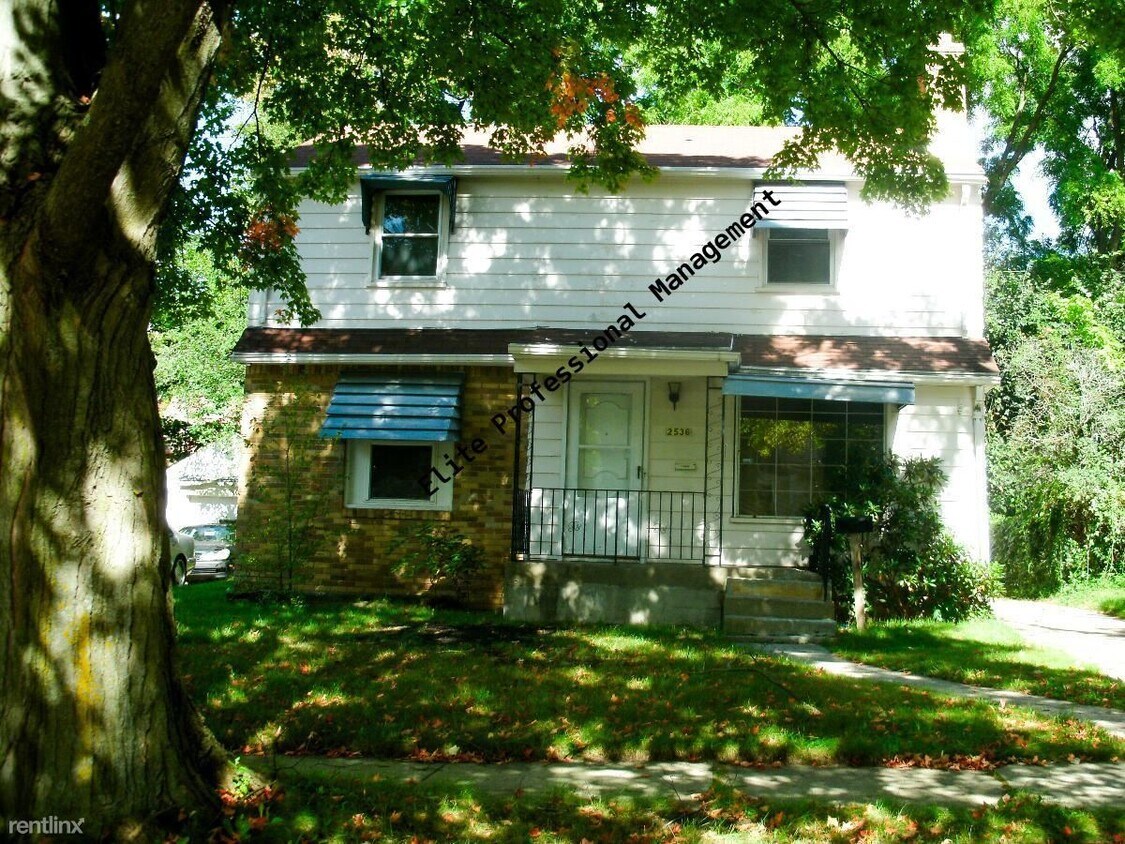 Primary Photo - 3 br, 1.5 bath House - 2536 Thomas St
