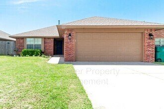 Building Photo - 8037 Waters Edge Way