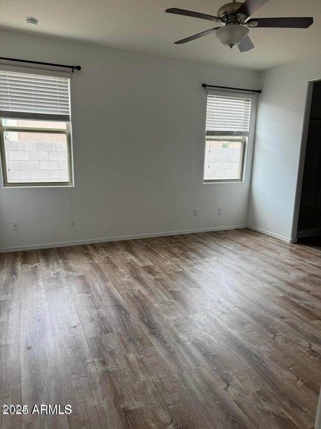 Building Photo - 25258 W Nancy Ln