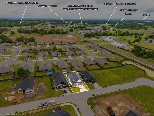 Foto del edificio - 9101 Birkshire Pl