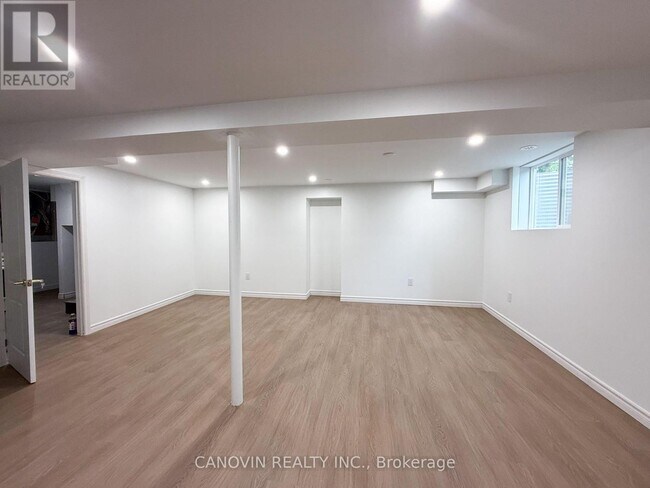 Building Photo - 452 Alex Doner Dr