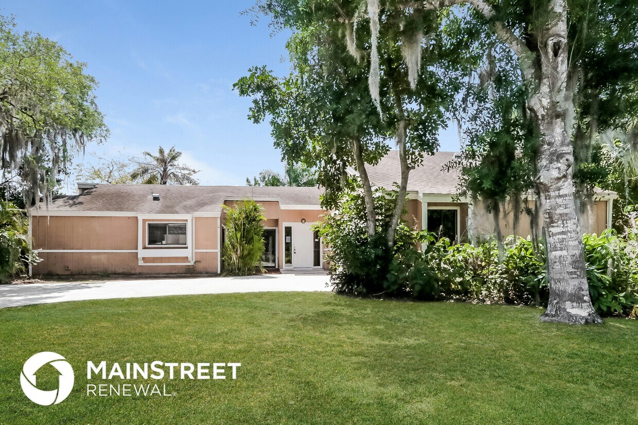 Foto principal - 6621 Fort Pierce Blvd