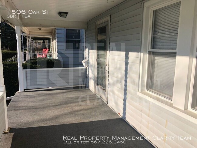 Building Photo - Beautiful 3 bed/1 bath Home in East Toledo