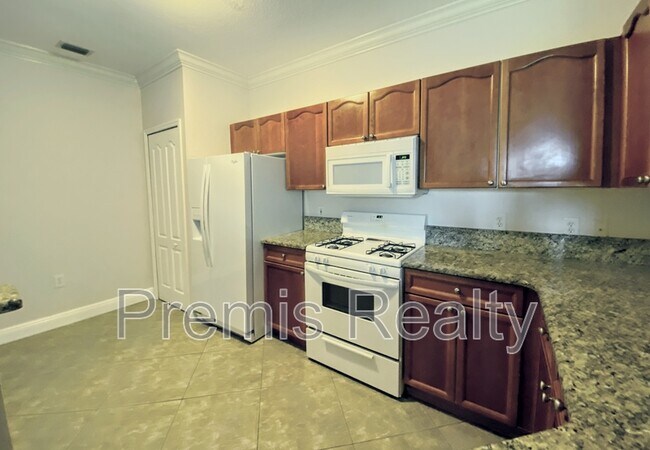 Building Photo - 2738 Via Tivoli
