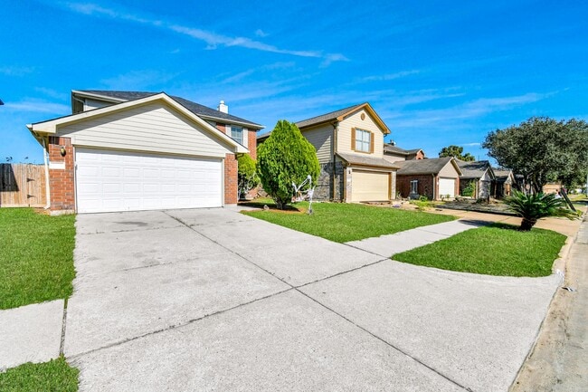 Foto del edificio - 8914 Pecan Pl Dr