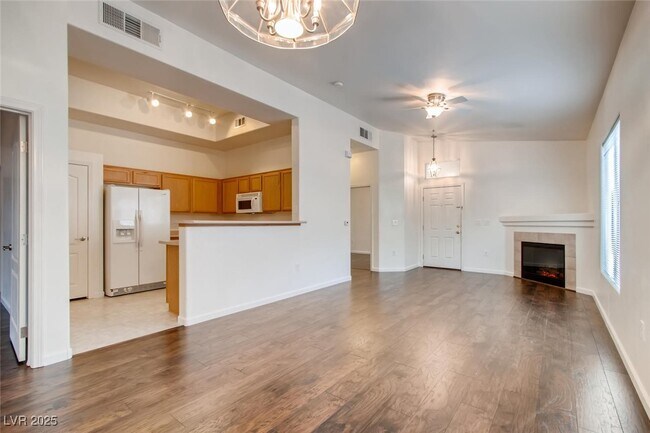 Foto del edificio - 3511 Desert Cliff St