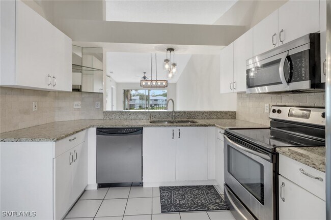 Foto del edificio - 875 New Waterford Dr