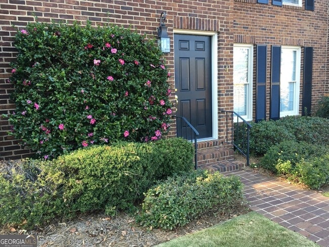 Foto del edificio - 110 Milledge Terrace