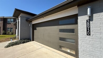 Building Photo - 28930 Yampa Mill Ln