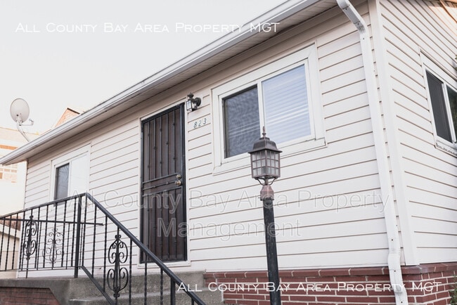 Foto del edificio - 823 6th Ave