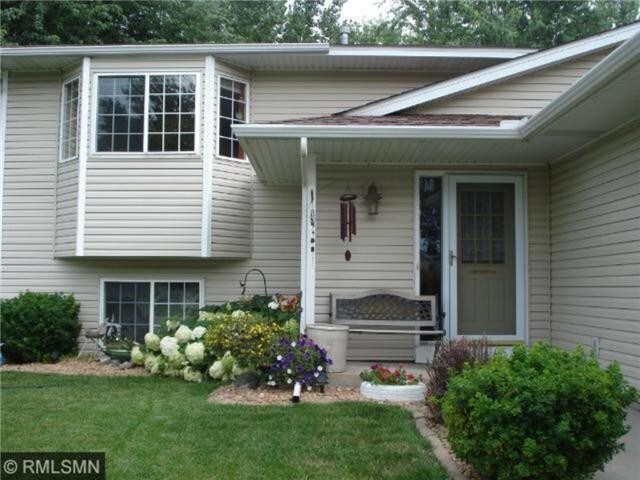Building Photo - 6172 Kahler Dr NE