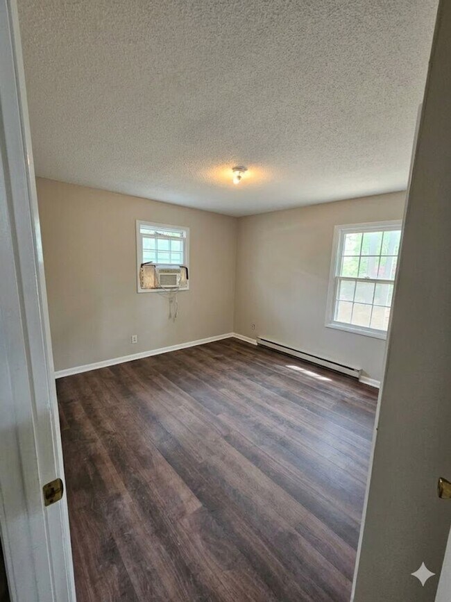 Foto del edificio - 6340 Ginger Cir