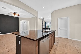 Building Photo - 19334 N Cottonwood Green Ln