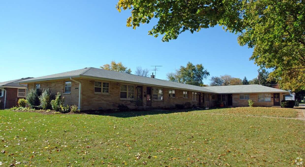 Building Photo - 2600 Gabriel Ave