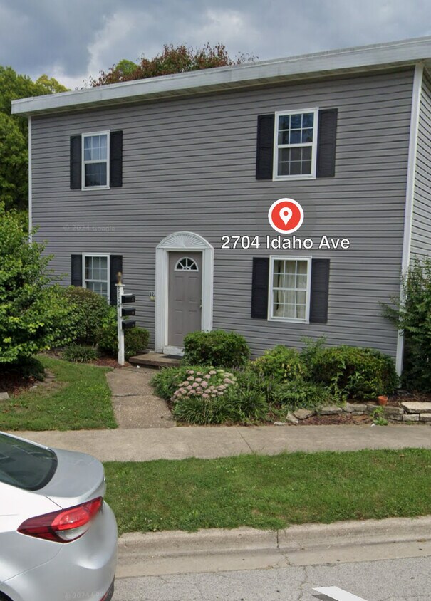 Foto principal - 2704 Idaho Ave