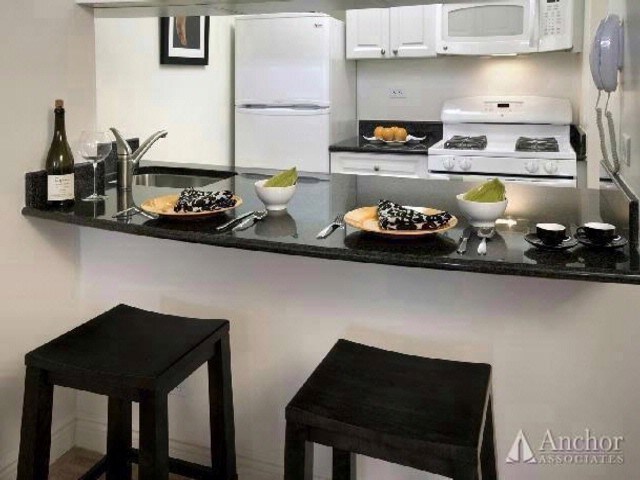 Foto del edificio - 155-155 E 31st St