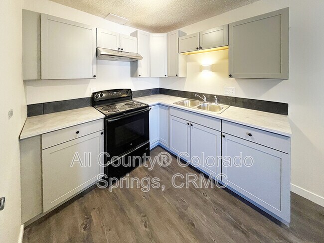 Building Photo - 2119 Preuss Rd