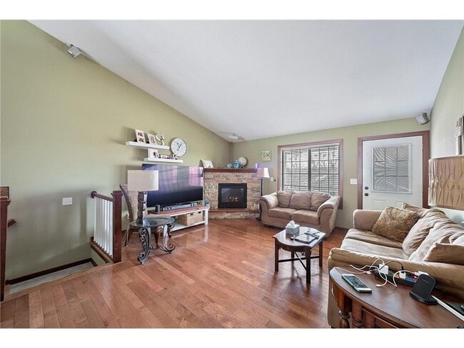 Building Photo - 1560 Lincoln Park Dr