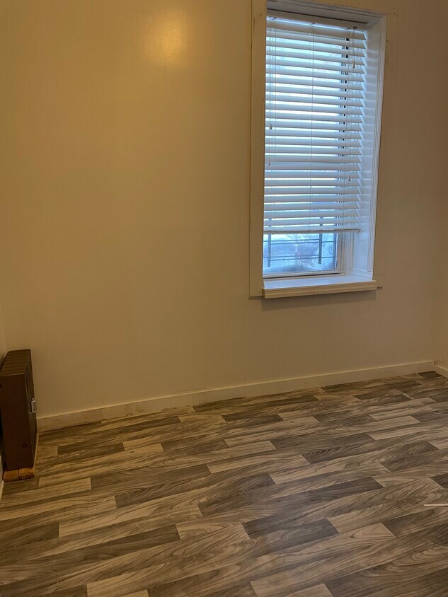 Foto del edificio - 737 E 219th St