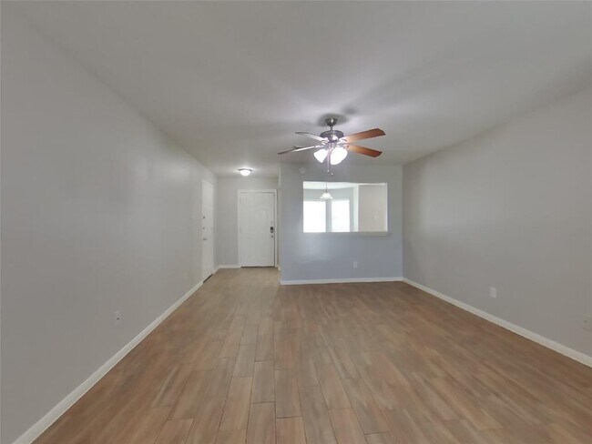 Foto del edificio - 5029 Hauna Ln
