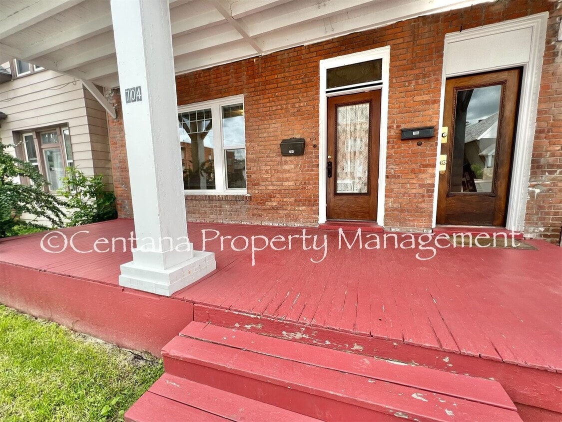 Foto principal - 3 bedroom apartment near Campus, Park St (...