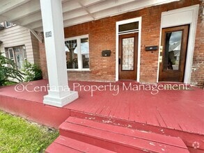 Building Photo - 704 W Galena St