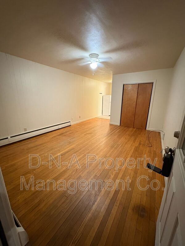 Foto del edificio - 106 3rd St
