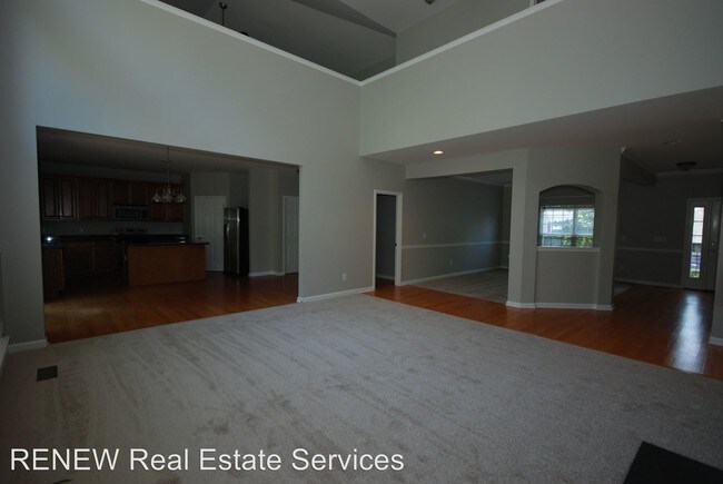 Foto del edificio - 321 Forest Bend Dr