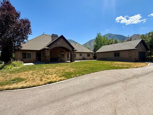 Foto del edificio - 1124 Meadow Sage Cir