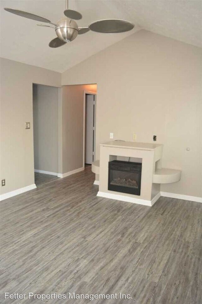 Building Photo - 3 br, 1 bath House - 5088 Arches Dr