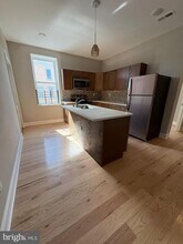 Building Photo - 2900 N 5th St