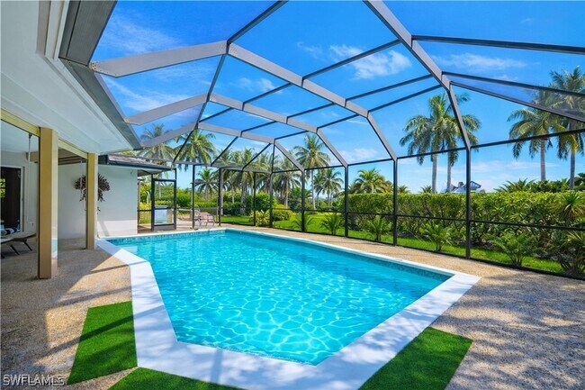 Foto del edificio - 2125 Marina Dr