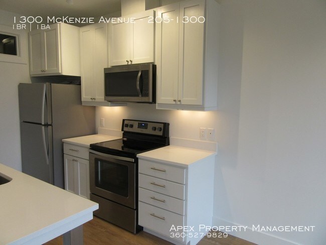 Foto del edificio - 1300 McKenzie Ave
