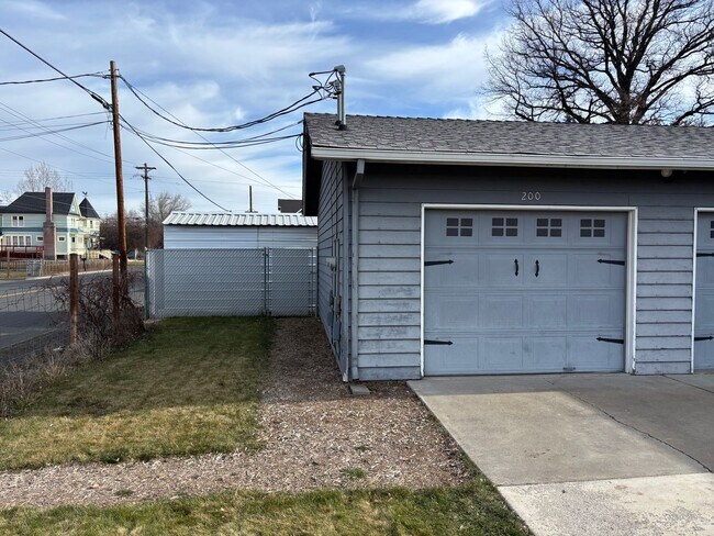 Foto del edificio - 200-204 NE 7th St