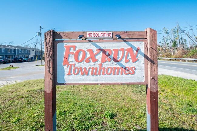 Building Photo - 4904 E 11th St