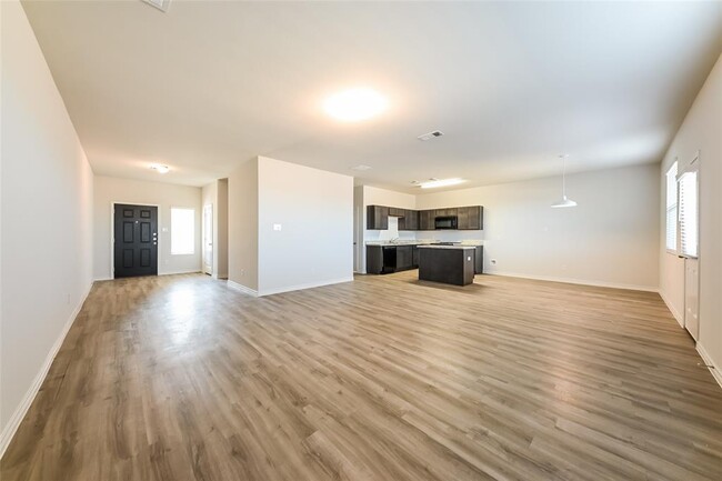 Building Photo - 1301 Mallard Cove