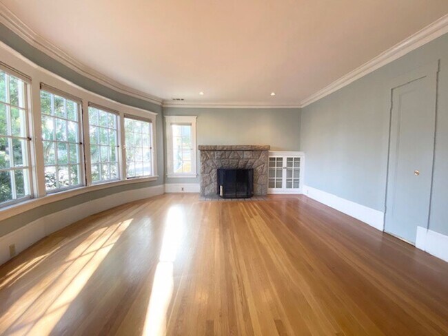 Foto del edificio - 1810 Pacific Ave