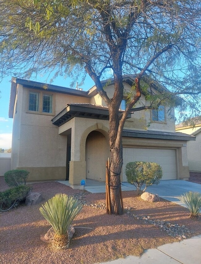 Building Photo - 3313 Carefree Beauty Ave
