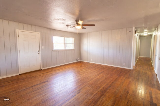 Foto del edificio - 6745 Southwest Pkwy