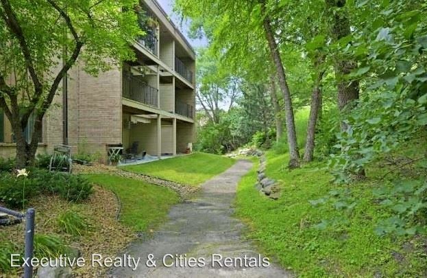 Building Photo - 5643 Green Circle Dr