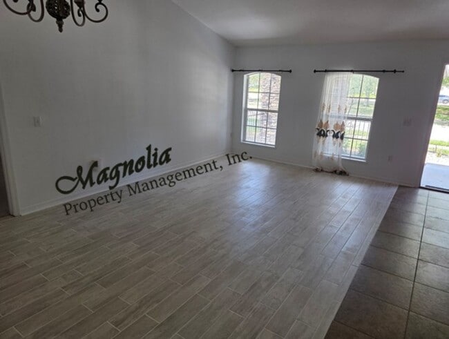 Building Photo - 1629 Pickard Cir