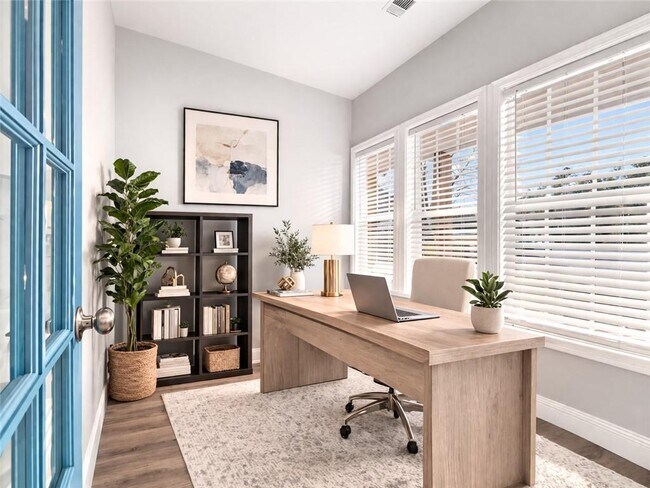 Foto del edificio - 450 Oliver Ridge Dr
