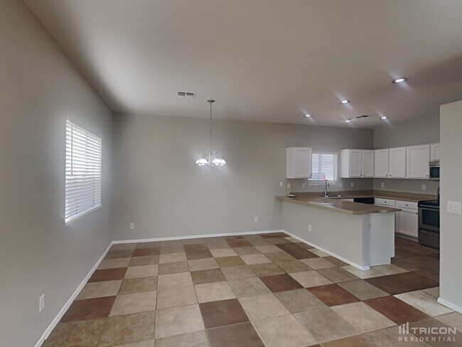 Foto del edificio - 1750 W Union Hills Dr