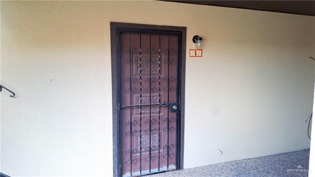 Foto del edificio - 1418 Beech Ave