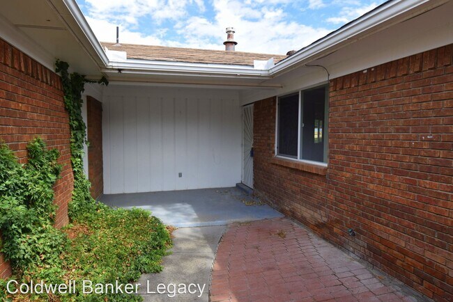Foto del edificio - 4 br, 2 bath House - 13131 Cedarbrook NE