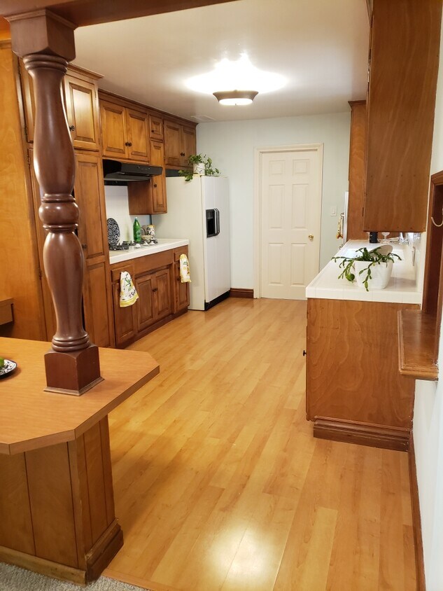 Foto principal - 609 E Buffalo Ave